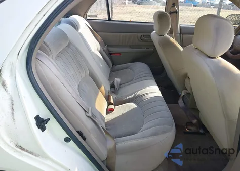 2001 Buick Century Custom z USA, uszkodzony, nr VIN 2G4WS52J511187681